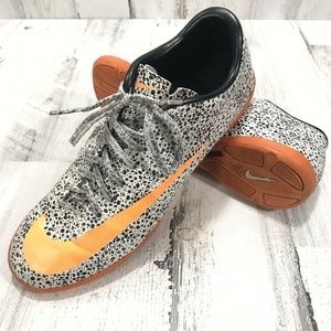 Rare Nike Indoor Soccer Futsal Cleats Mercurial *